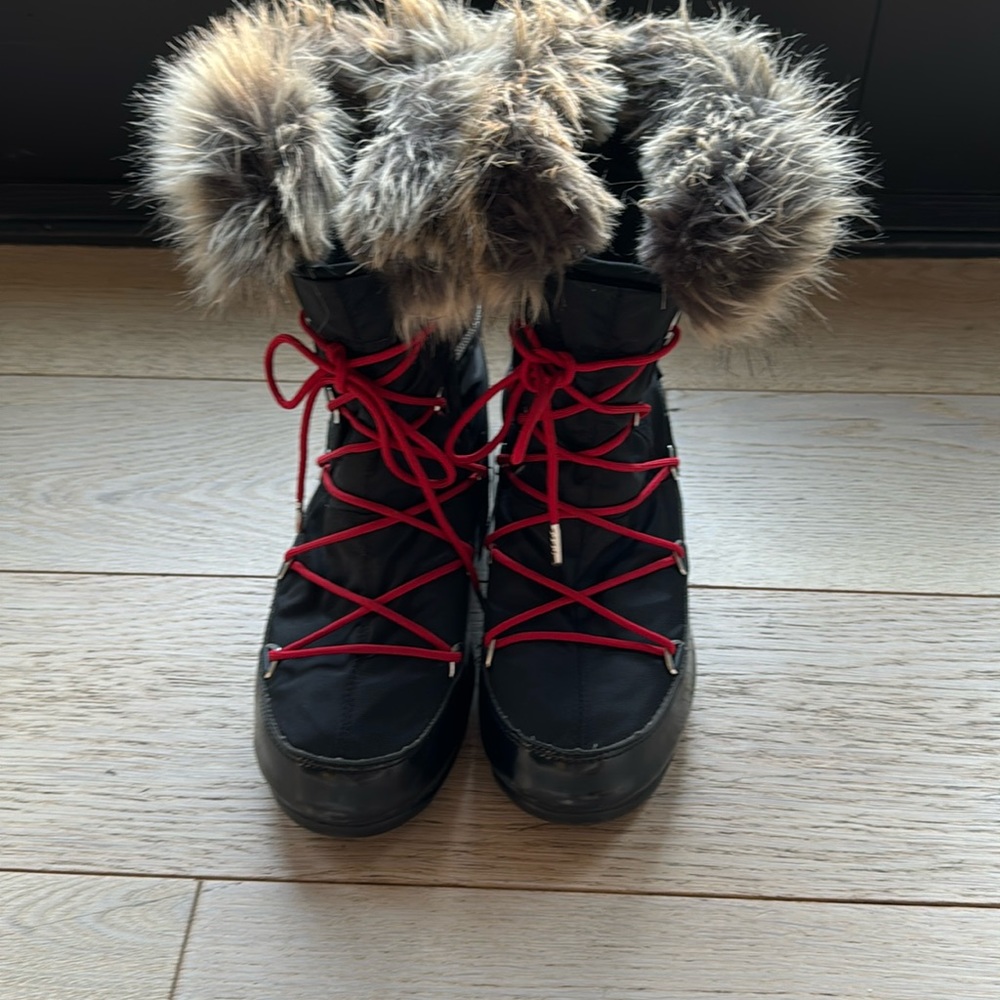 Moon Boot Black Winter Boots with Red Accents